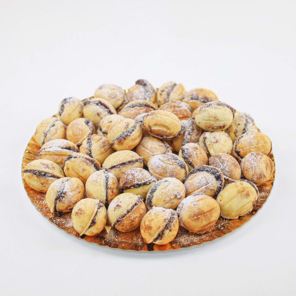 Platou – Nuci umplute cu ciocolată 500 g